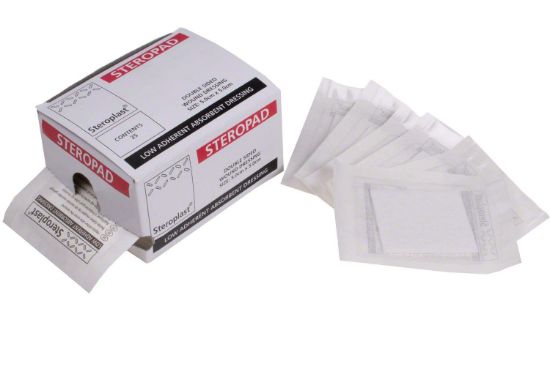 Picture of 100 Single Steropad Non-Adhesive Double Sided Wound Dressings, 5cm  x 5cm (25/Box x 4 )